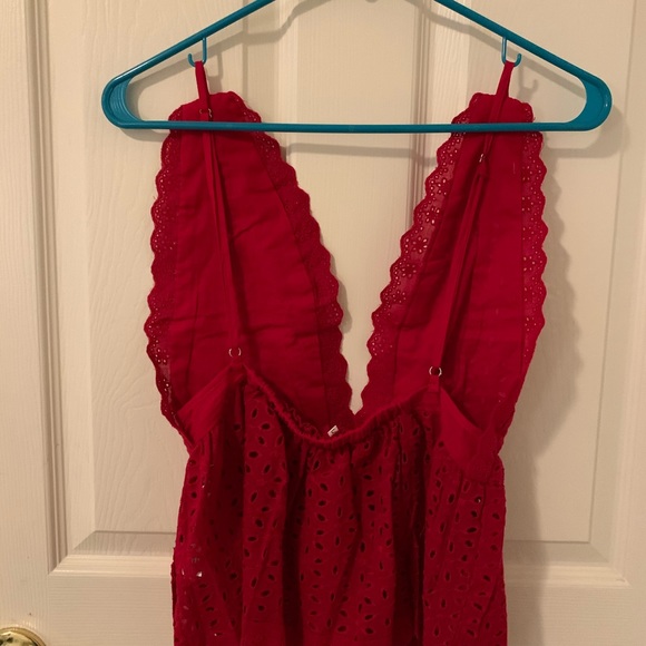SHEIN red open-back lace top - Picture 2 of 2